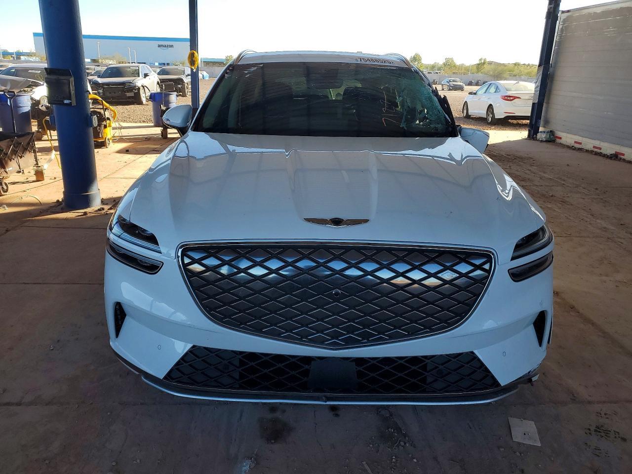 2025 GENESIS GV70