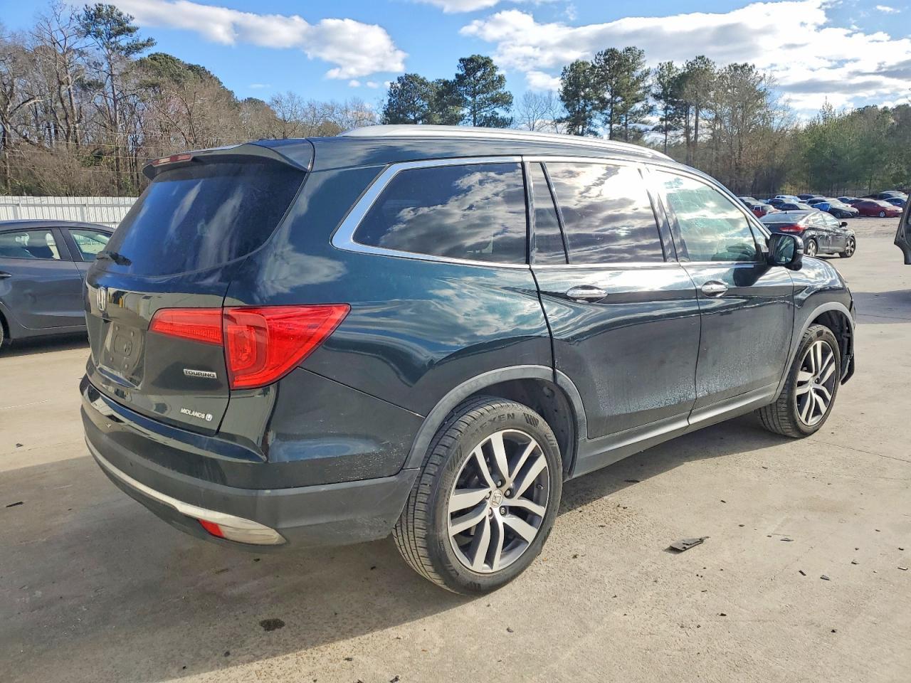 2016 HONDA PILOT