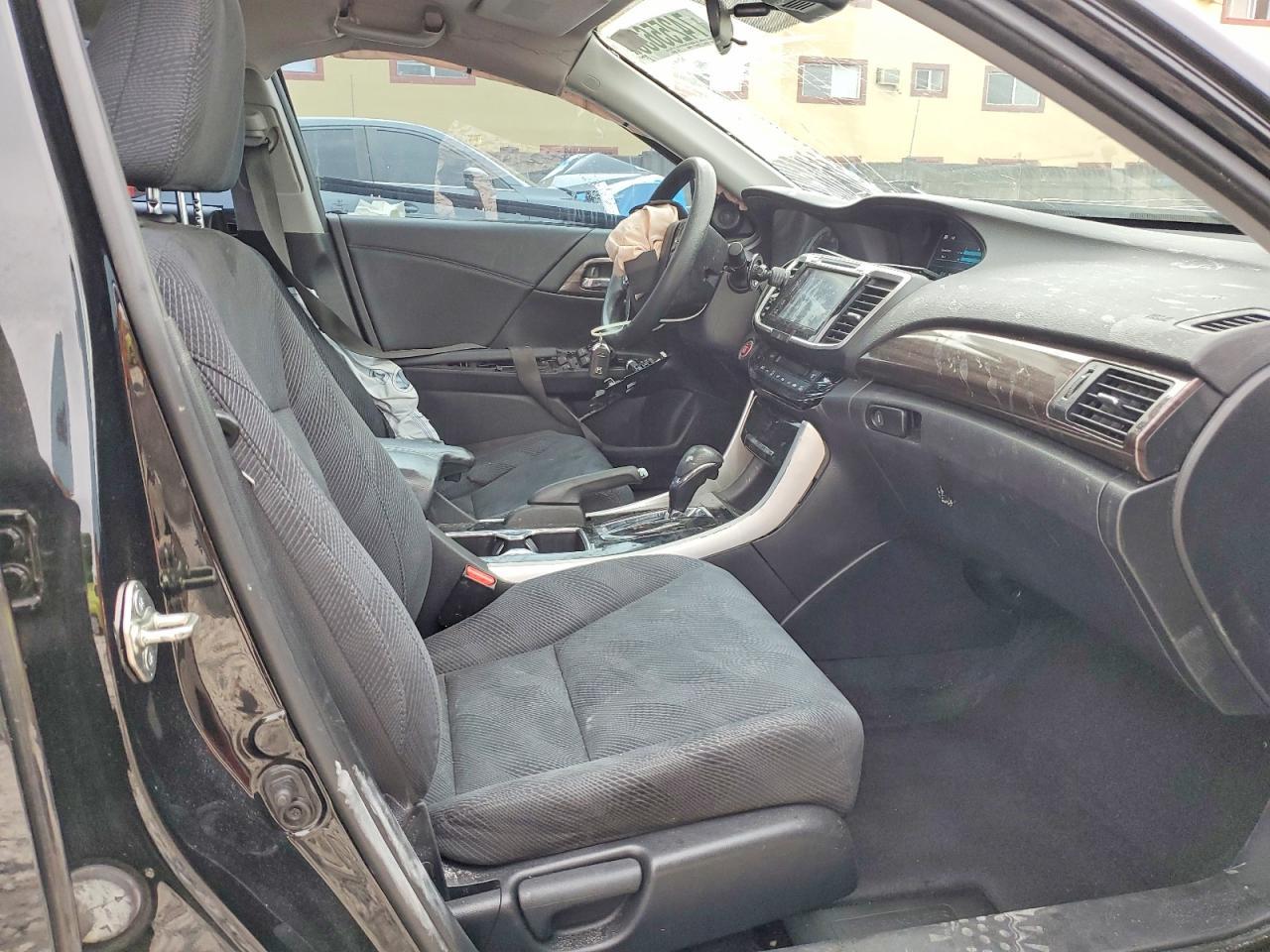 2017 HONDA ACCORD