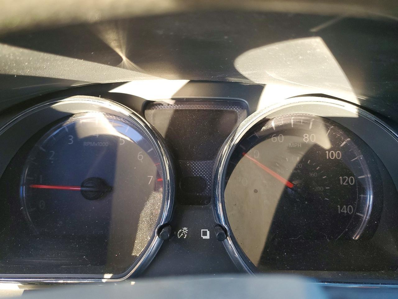 2015 NISSAN VERSA