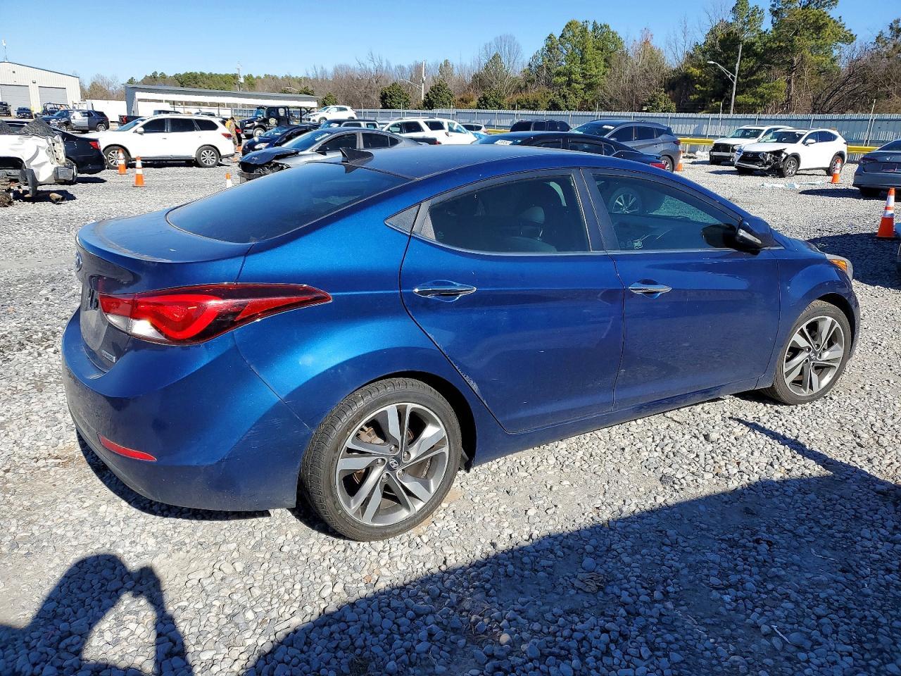 2015 HYUNDAI ELANTRA