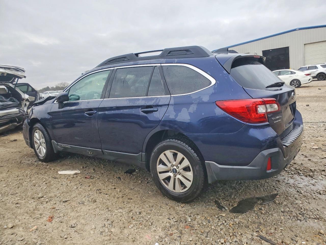 2018 SUBARU Outback