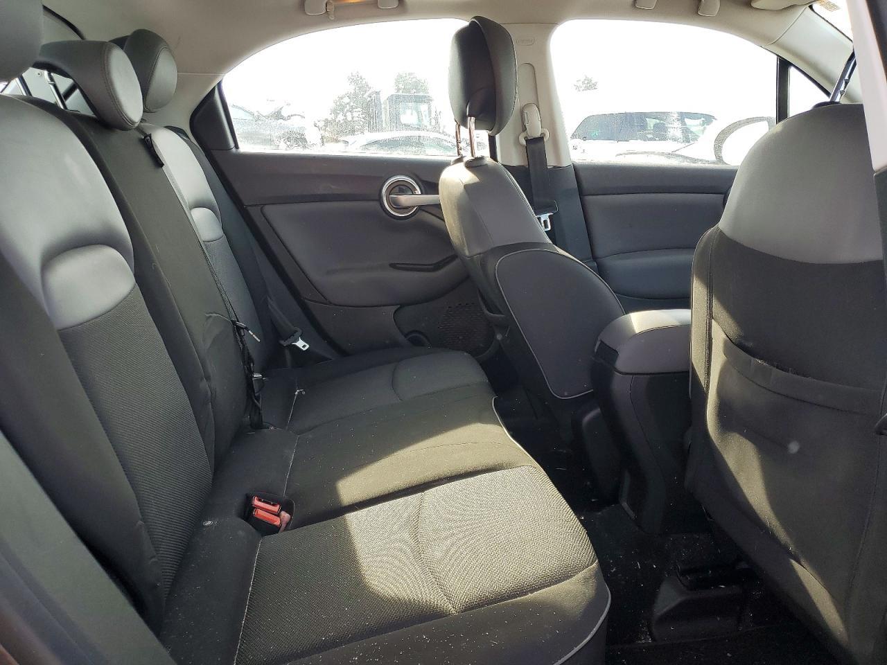 2017 FIAT 500X