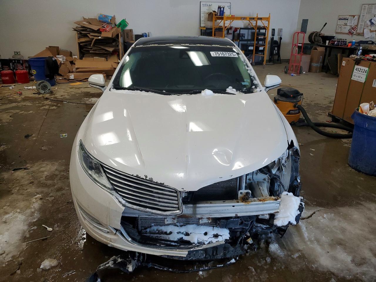 2016 LINCOLN MKZ