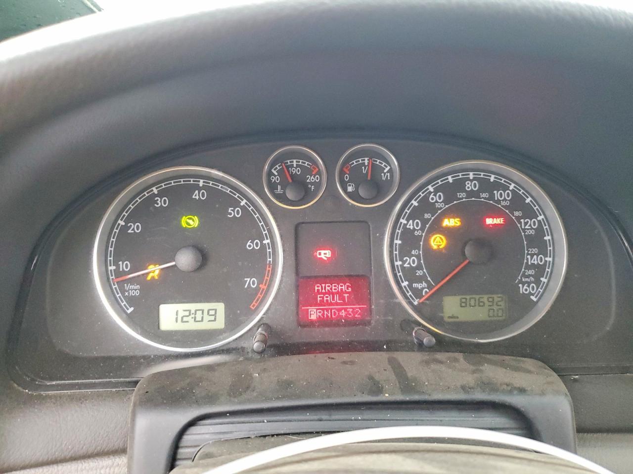 2003 VOLKSWAGEN Passat