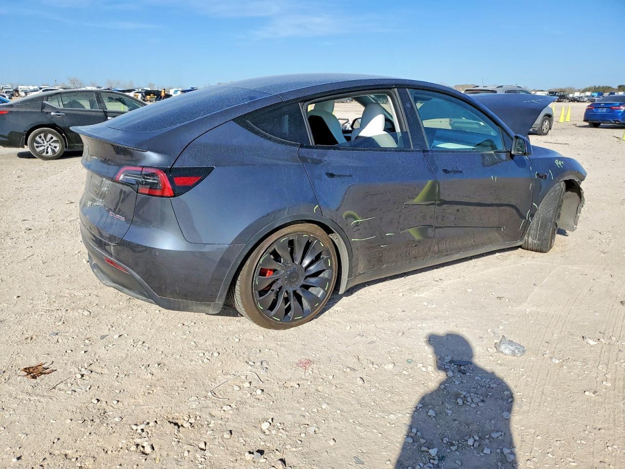 2023 TESLA MODEL Y