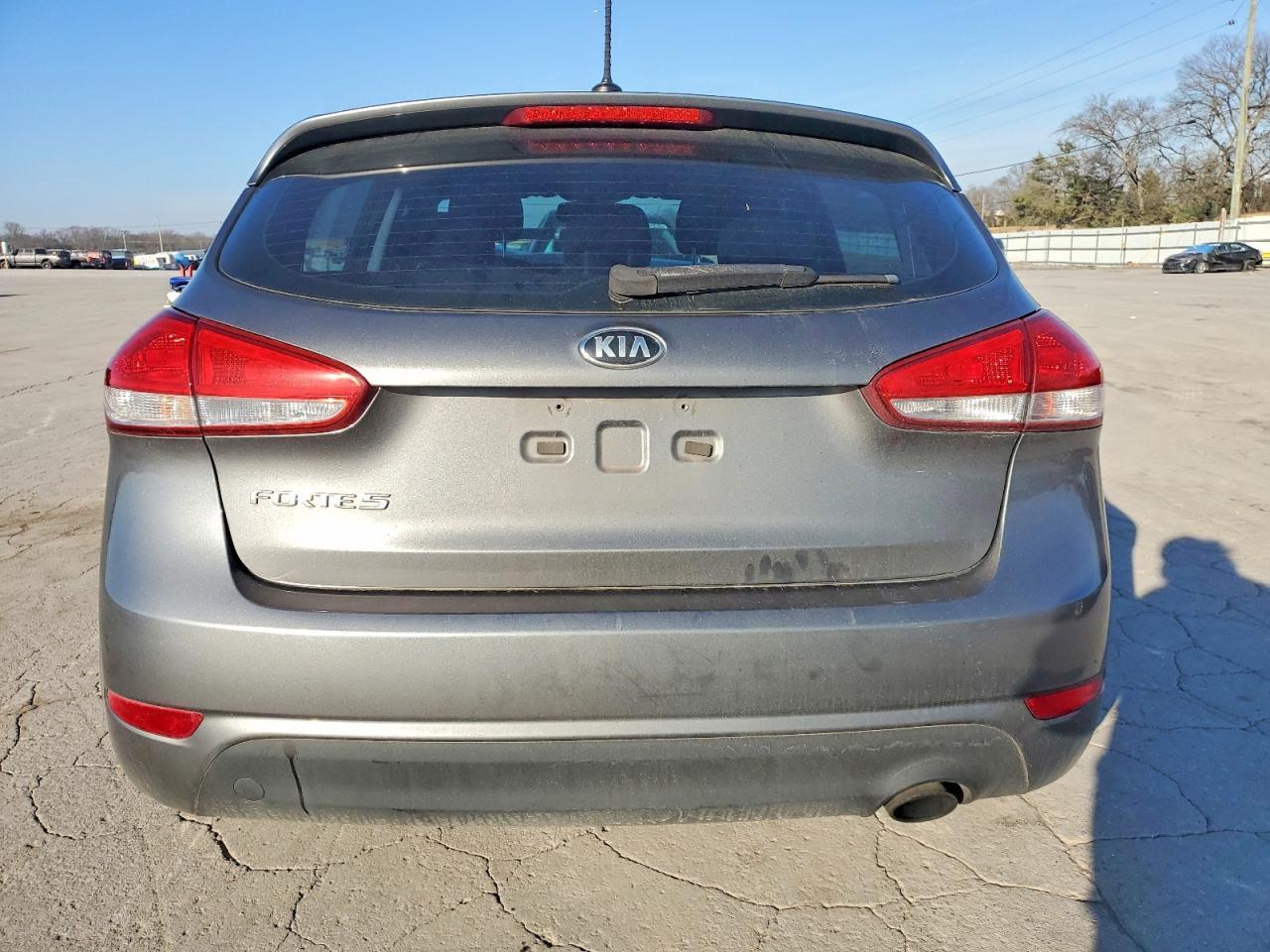 2016 KIA FORTE