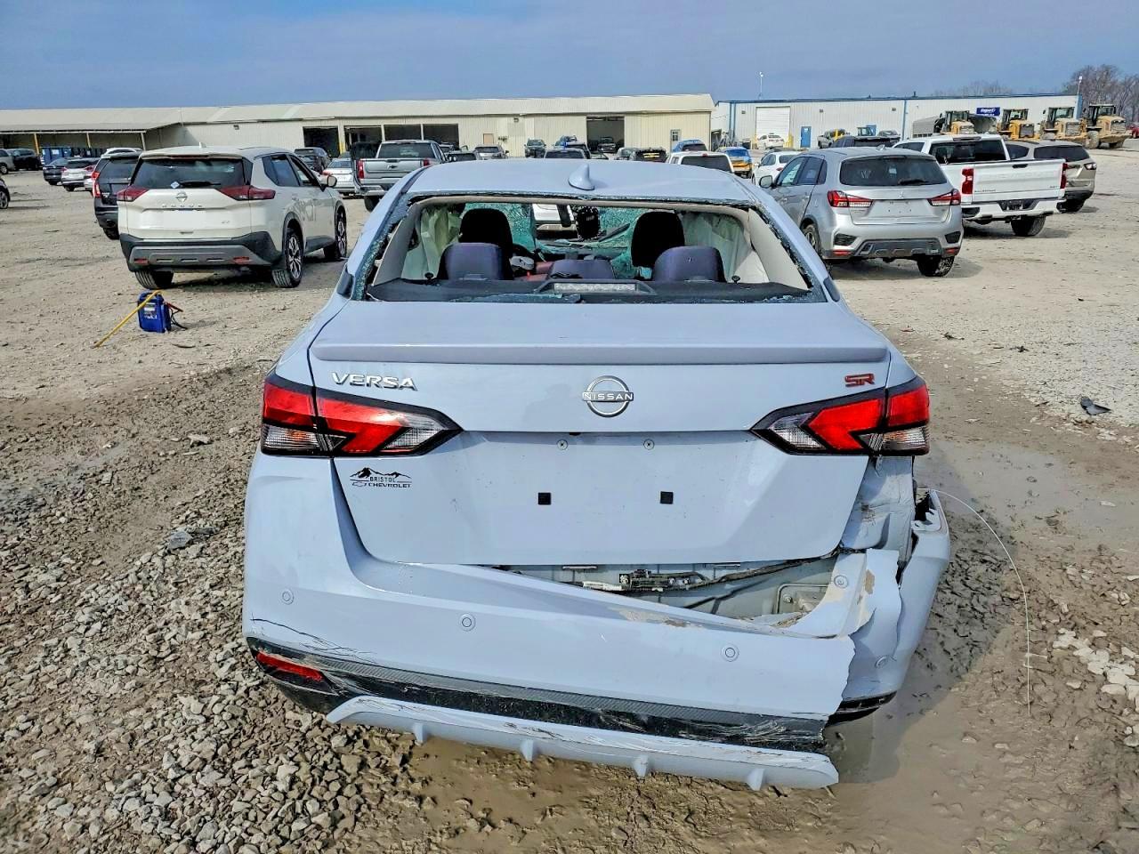 2024 NISSAN VERSA