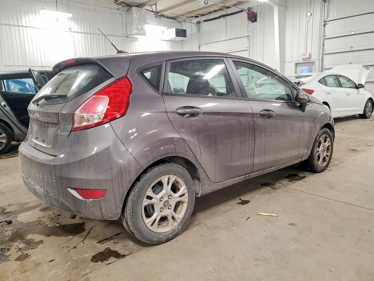 2014 FORD Fiesta