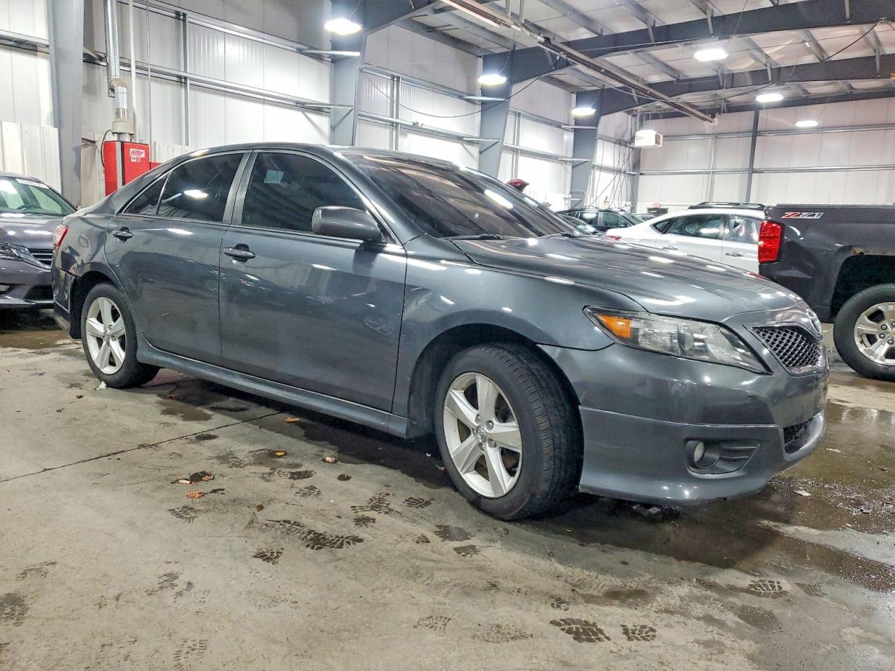 2010 TOYOTA CAMRY