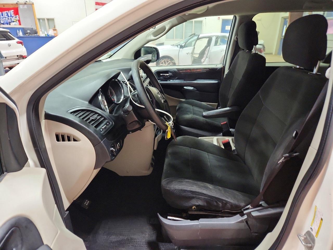 2012 DODGE GRAND CARAVAN