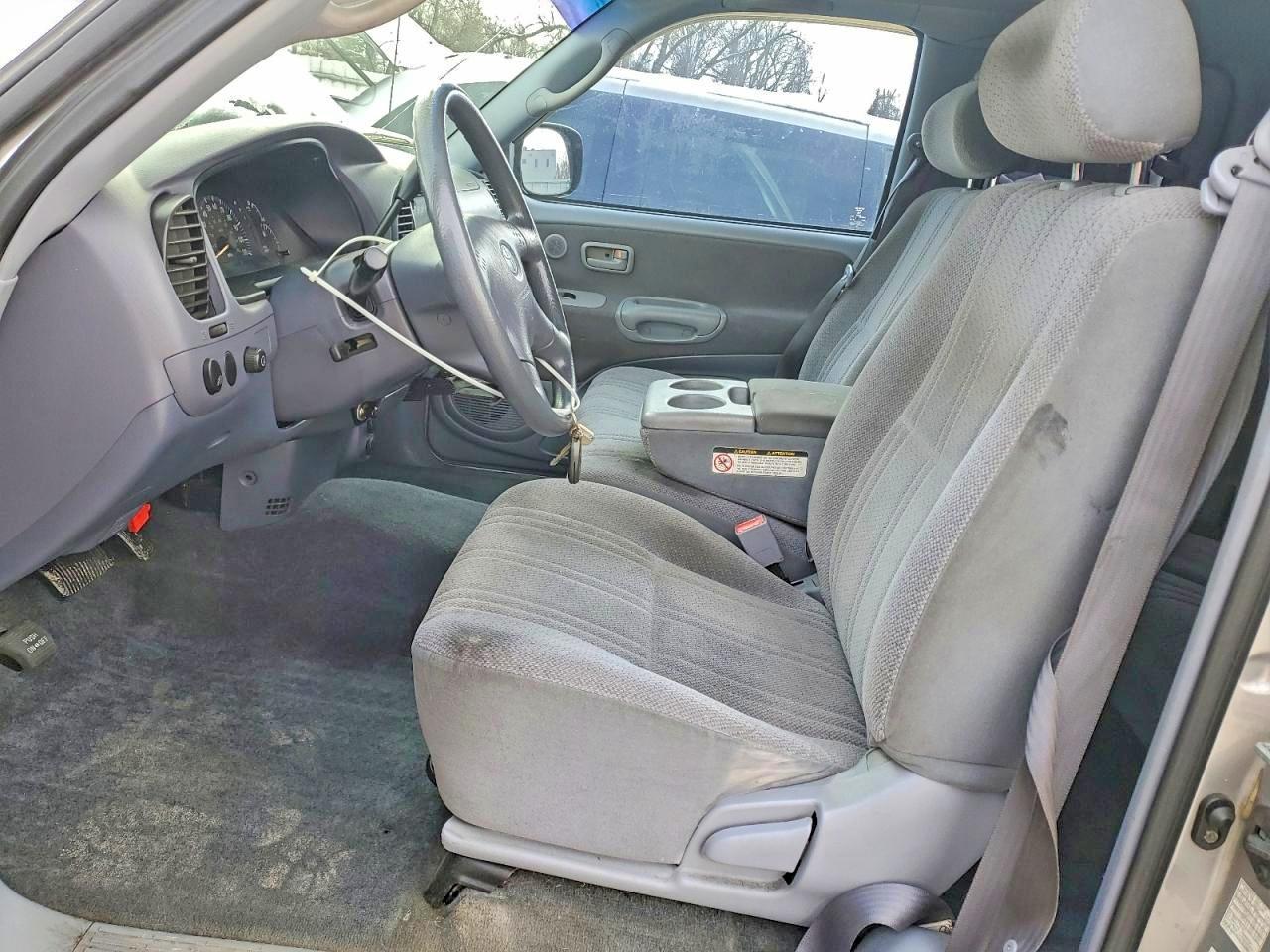 2002 TOYOTA TUNDRA