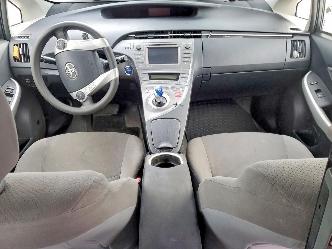2013 TOYOTA PRIUS