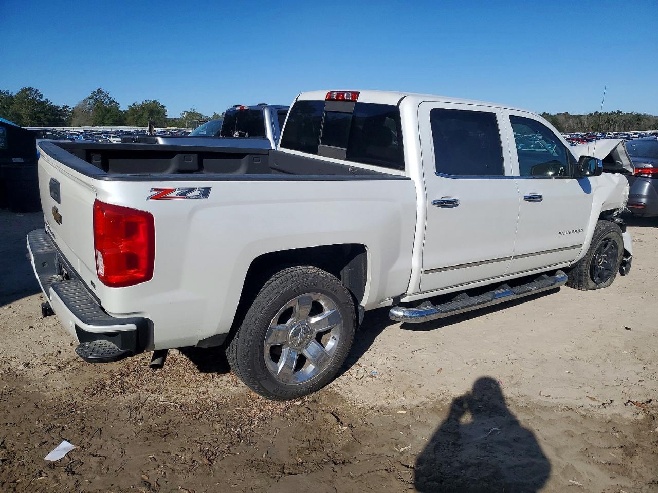 2017 CHEVROLET Silverado