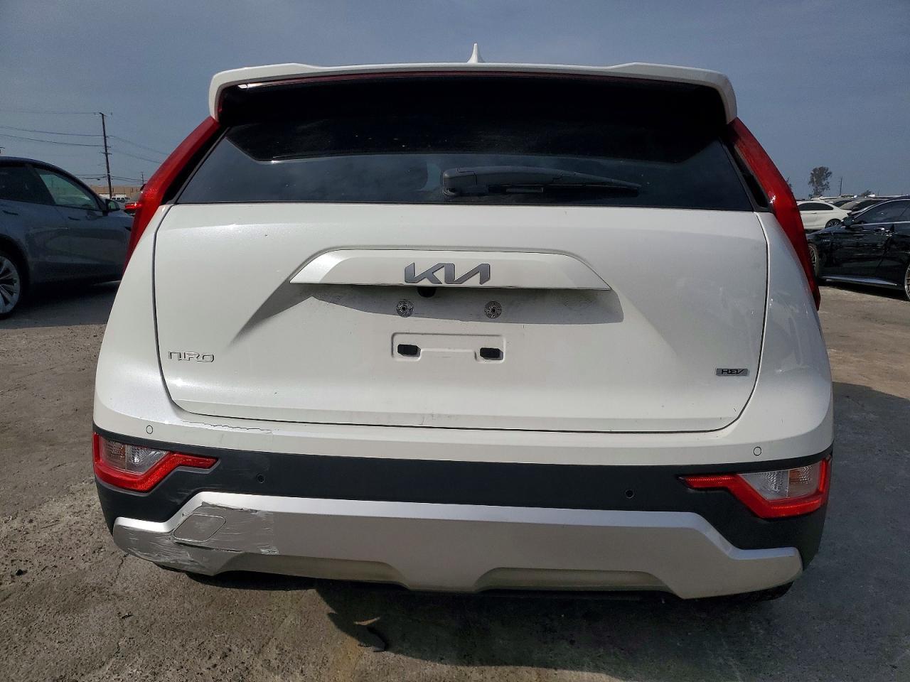 2023 KIA Niro