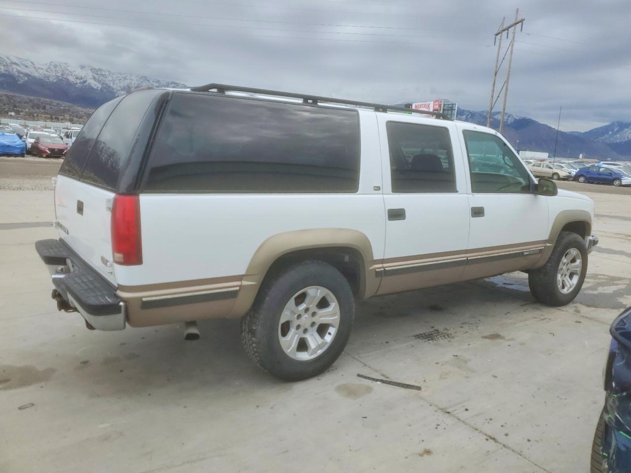 1998 GMC Suburban