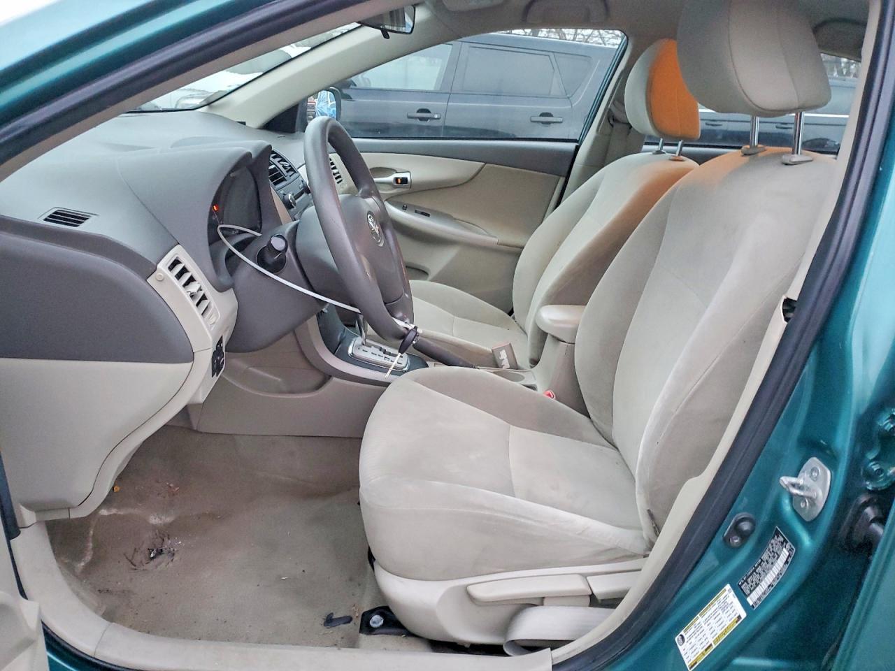 2010 TOYOTA COROLLA