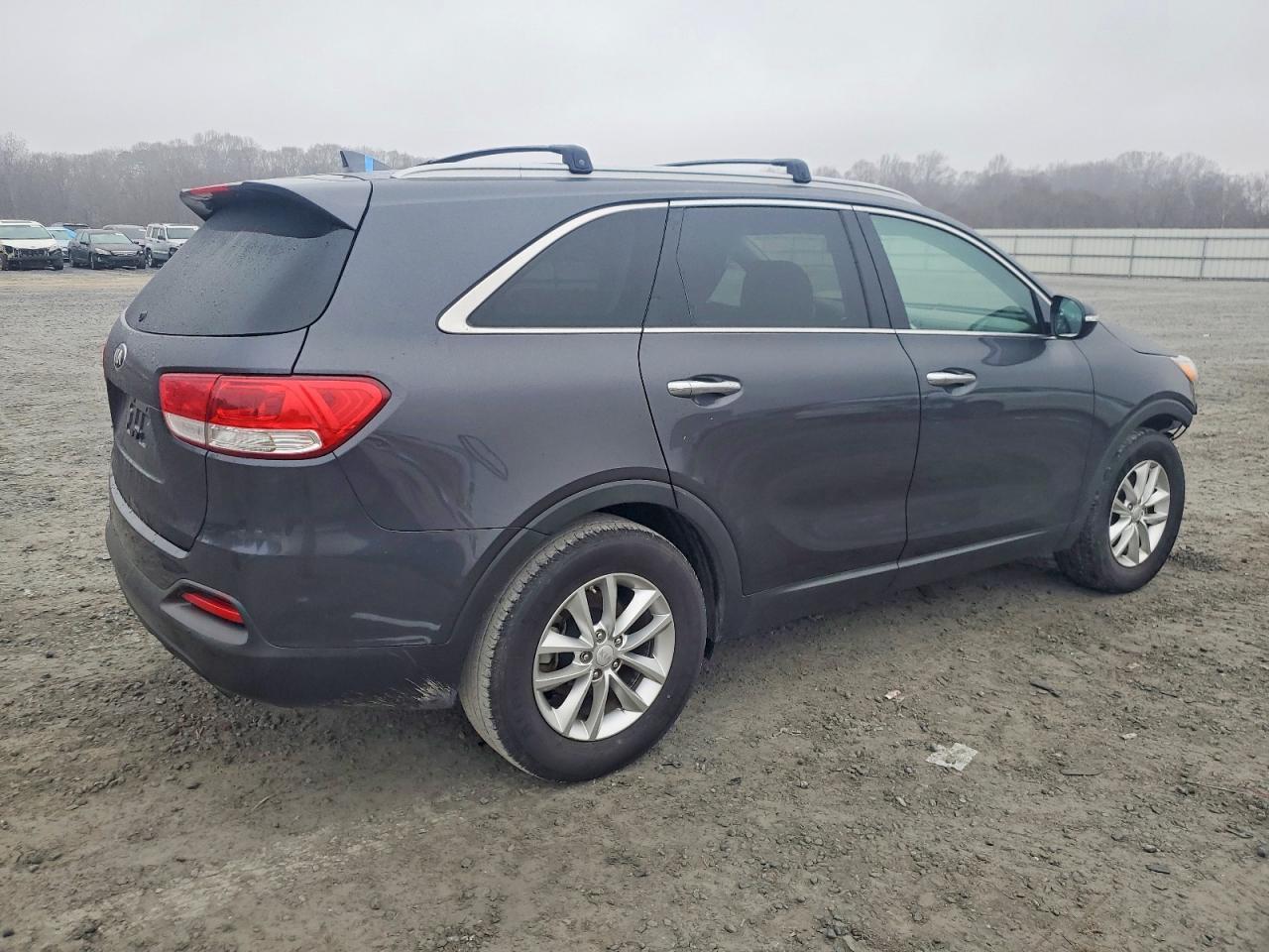 2017 KIA SORENTO