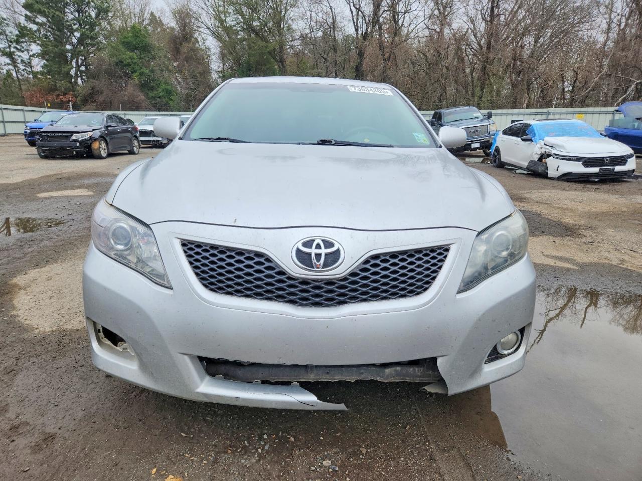 2011 TOYOTA CAMRY