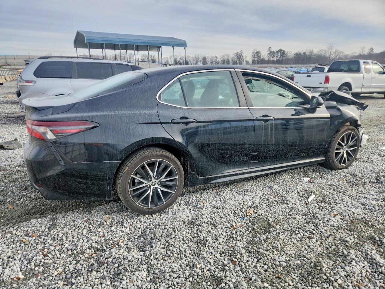 2023 TOYOTA CAMRY