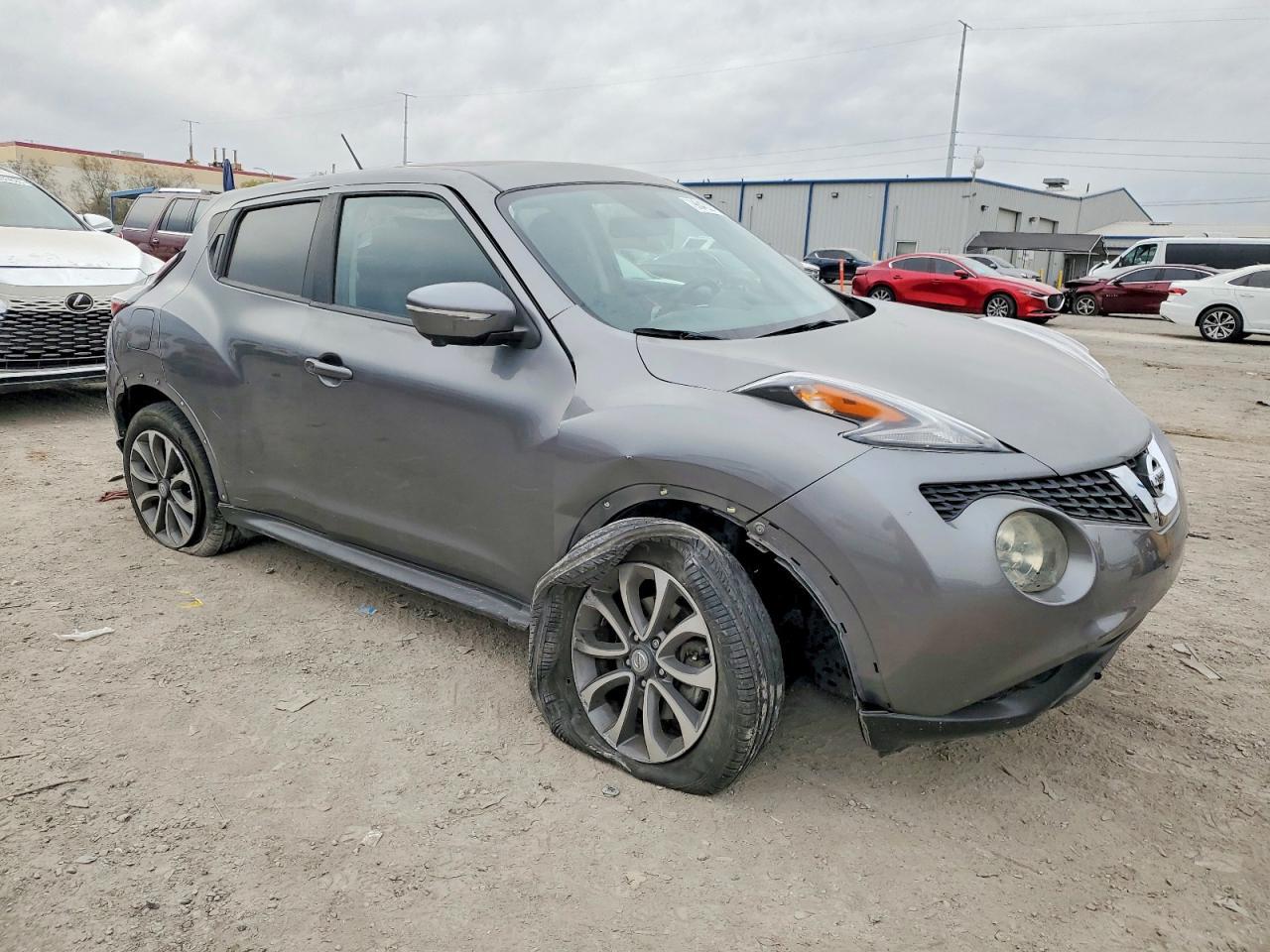 2017 NISSAN Juke