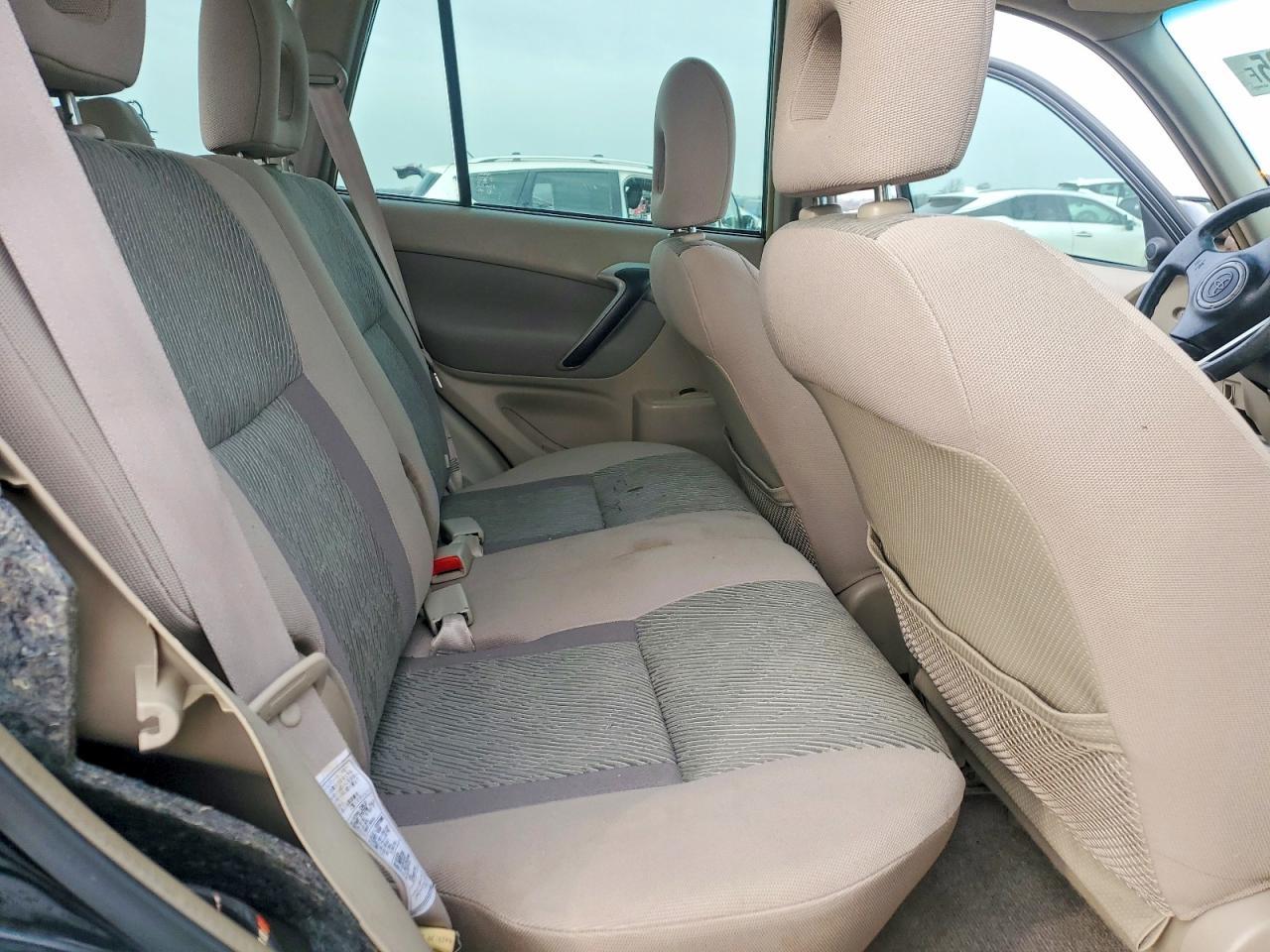 2003 TOYOTA RAV4