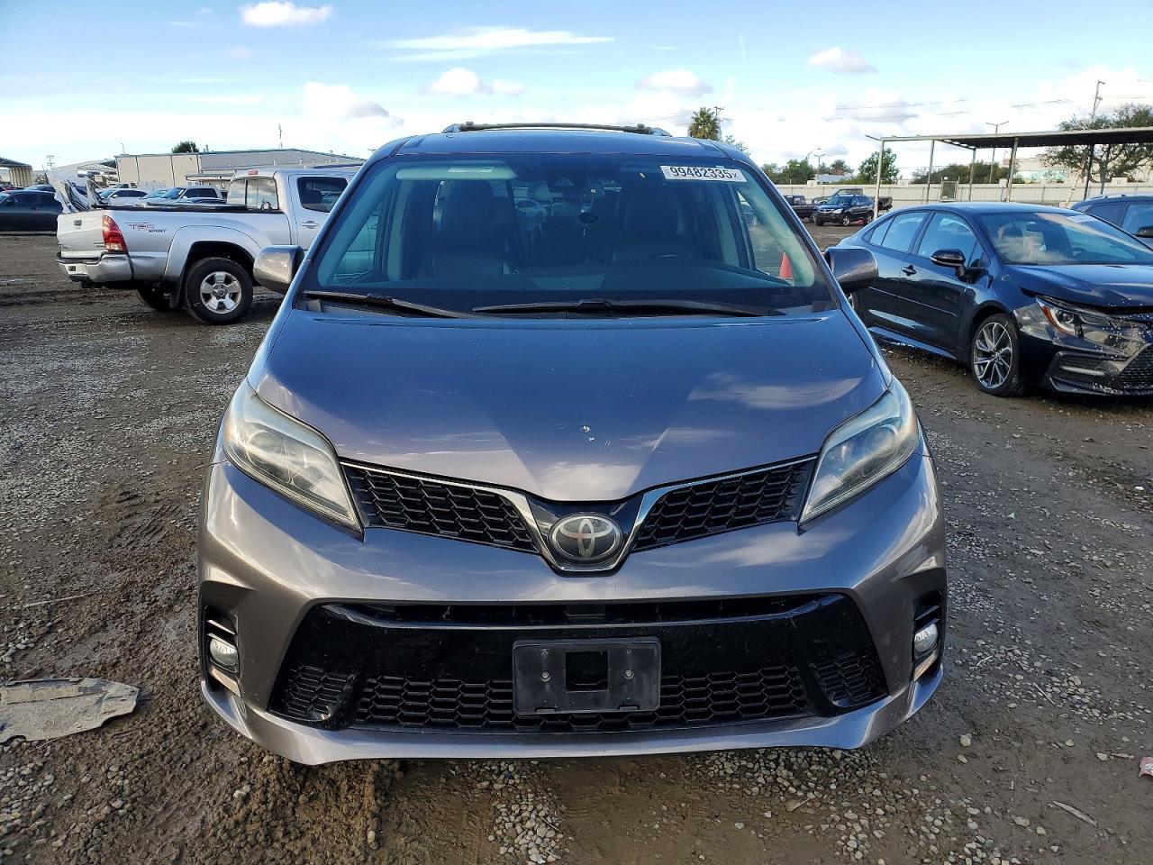 2019 TOYOTA SIENNA