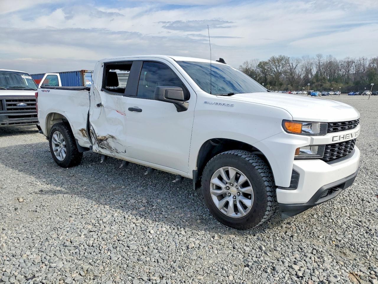 2020 CHEVROLET Silverado