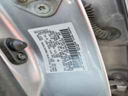 2001 TOYOTA Sequoia