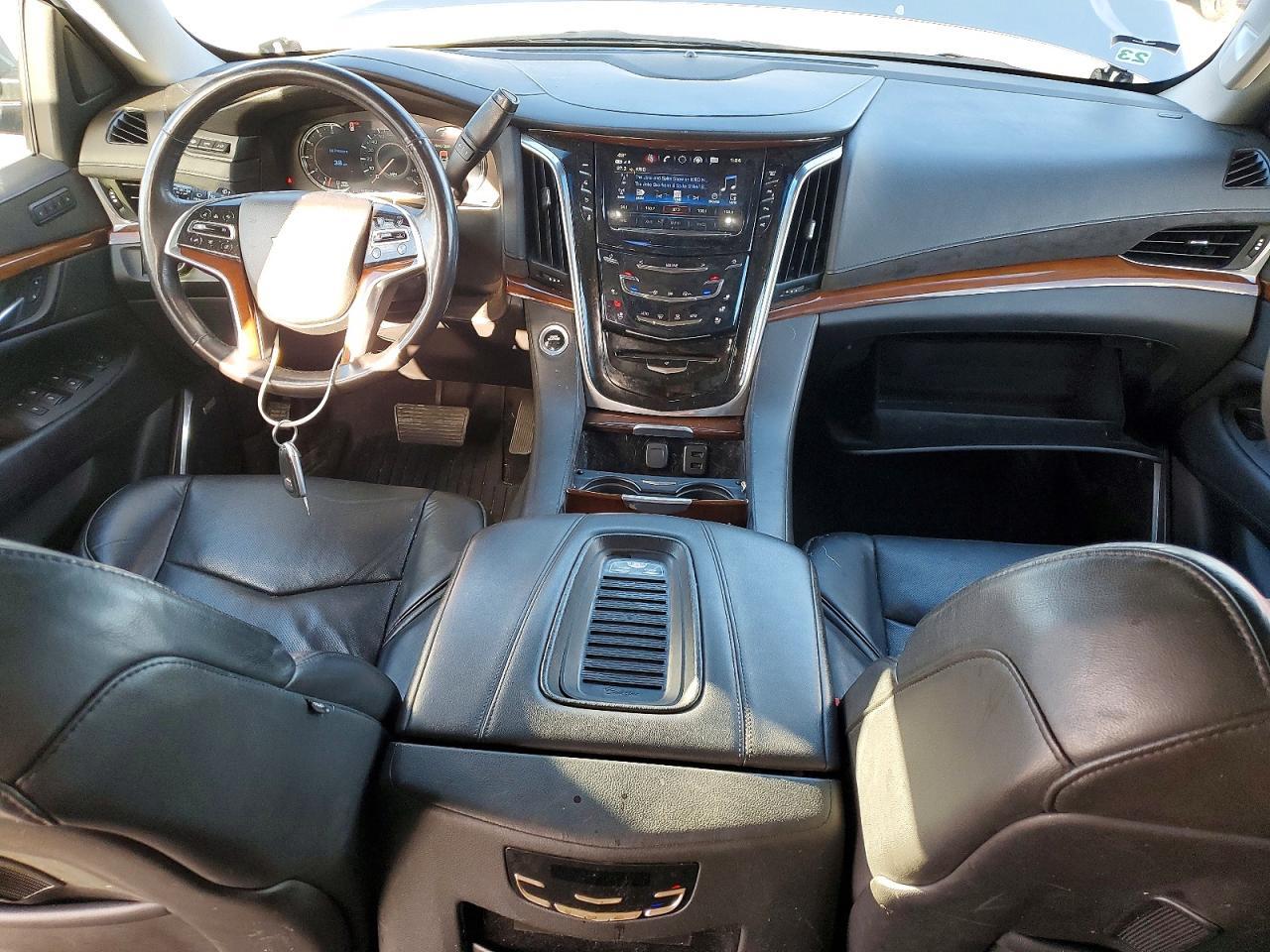 2019 CADILLAC Escalade ESV