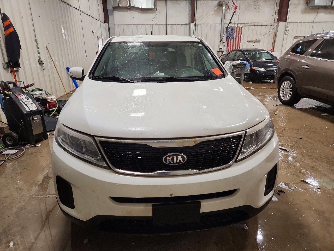 2015 KIA SORENTO
