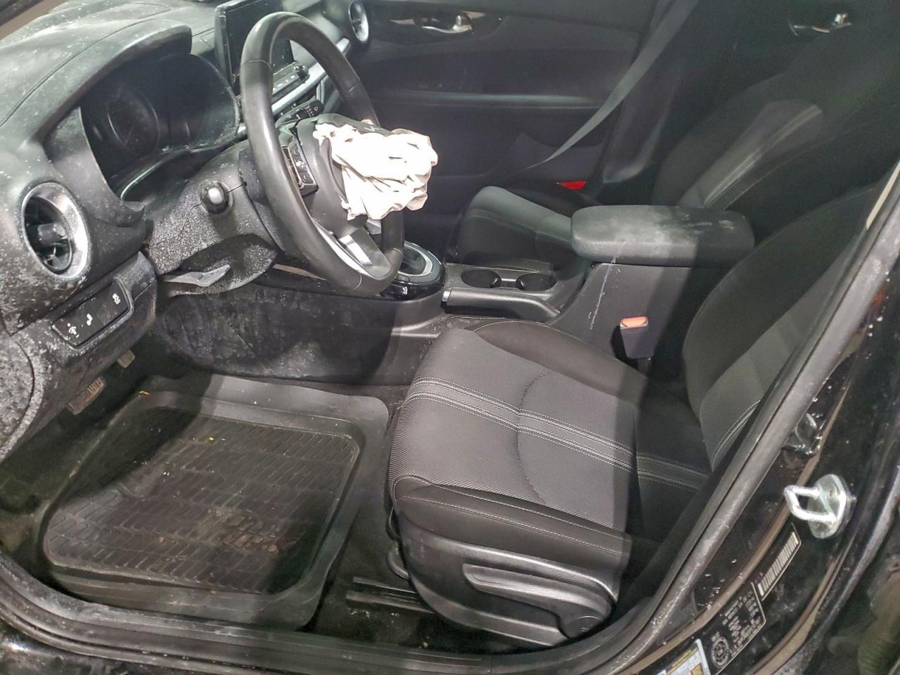 2023 KIA FORTE