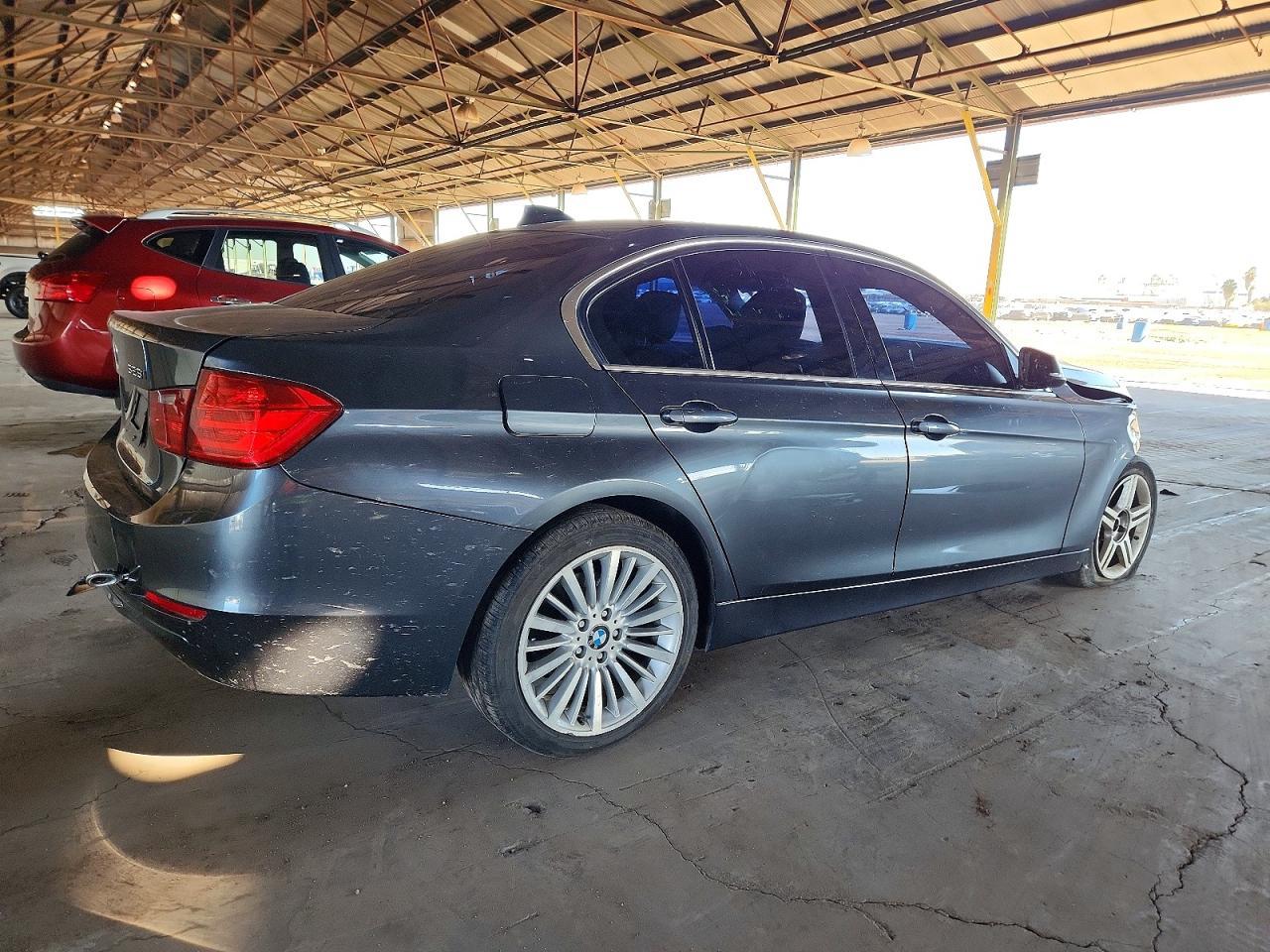 2013 BMW 3 SERIES