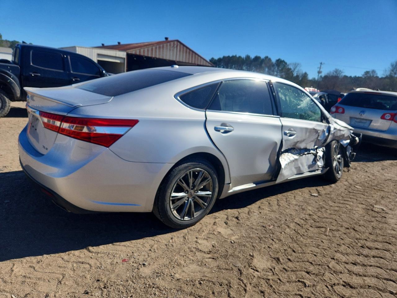 2014 TOYOTA Avalon