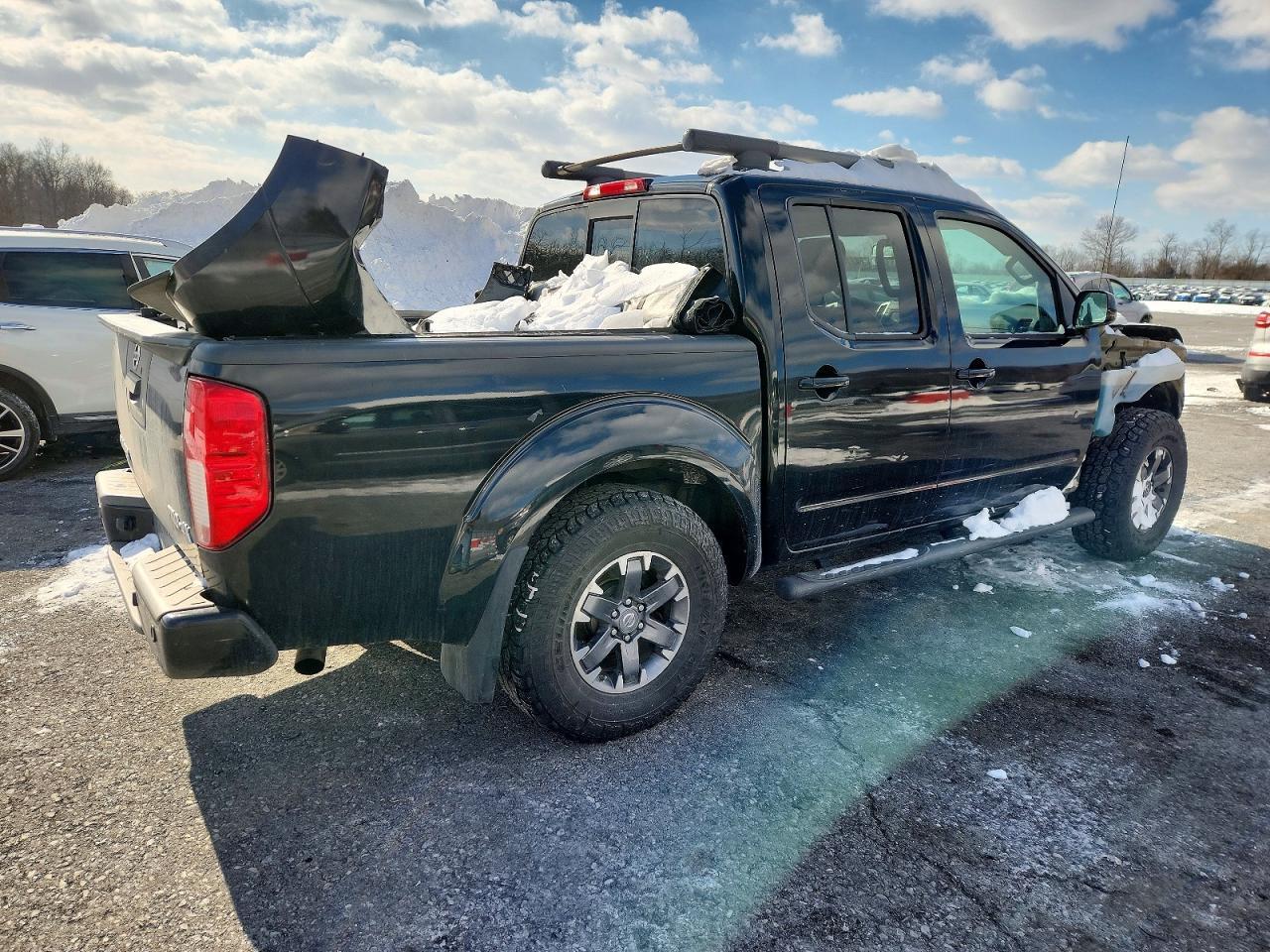 2016 NISSAN Frontier