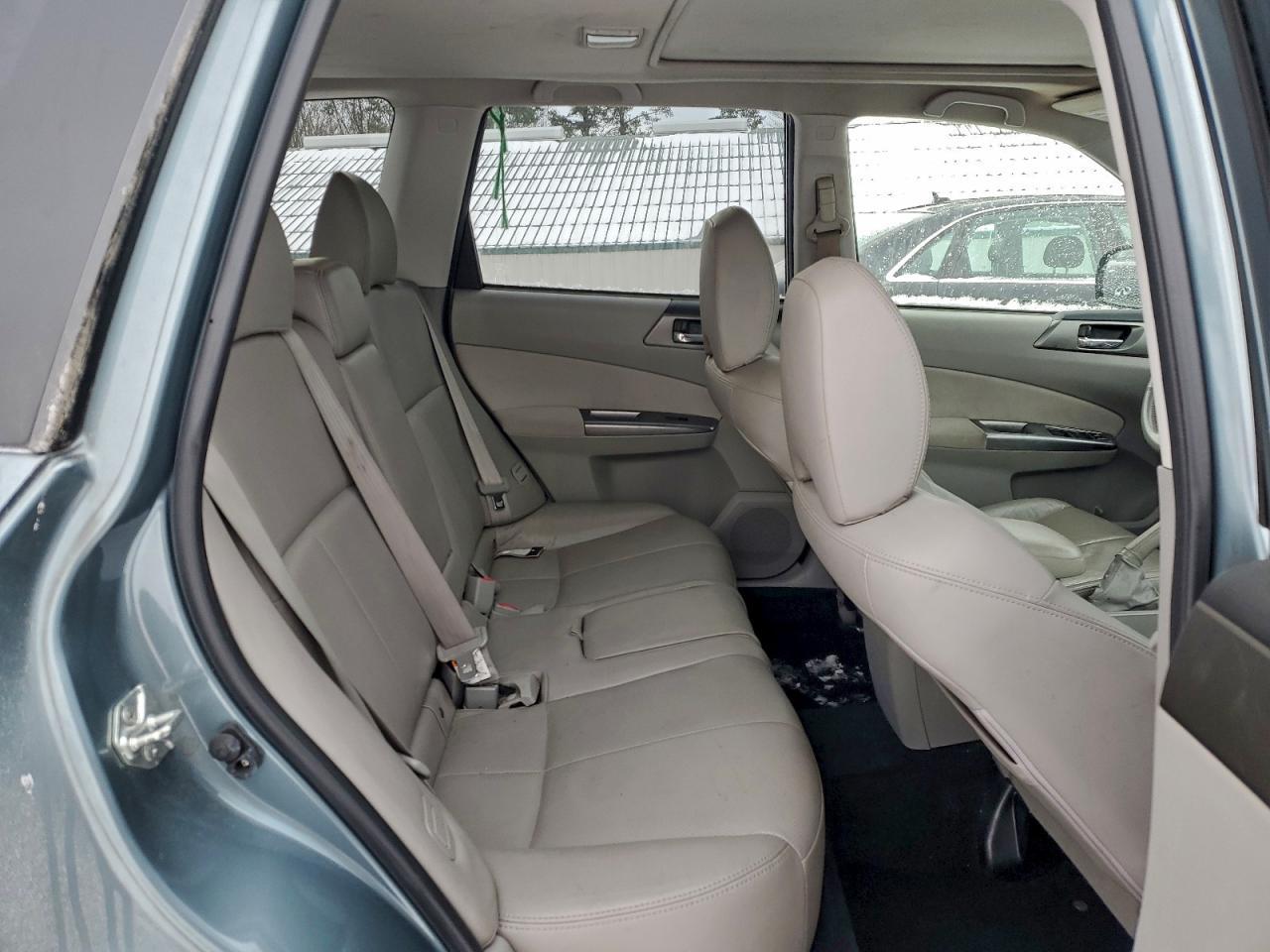 2011 SUBARU FORESTER