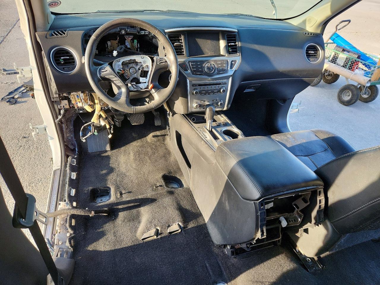 2017 NISSAN PATHFINDER