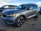 2019 VOLVO XC40