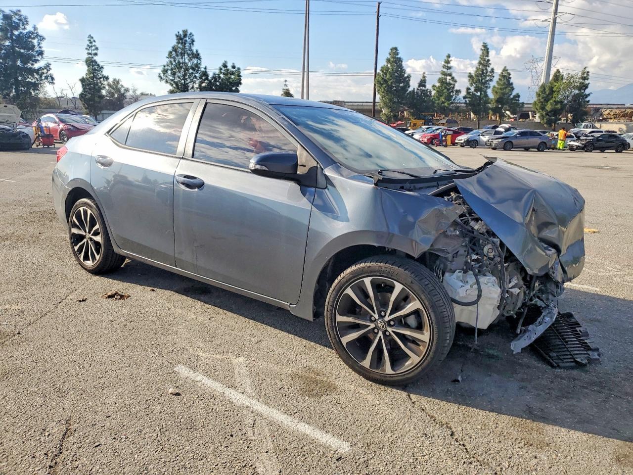 2017 TOYOTA COROLLA