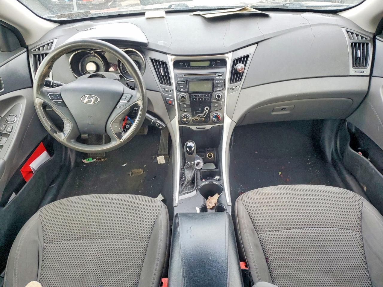2012 HYUNDAI SONATA