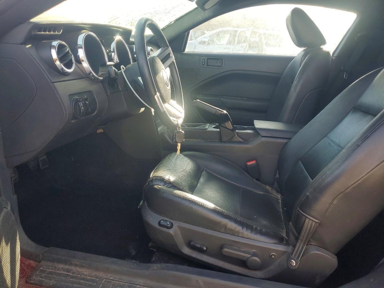 2005 FORD MUSTANG