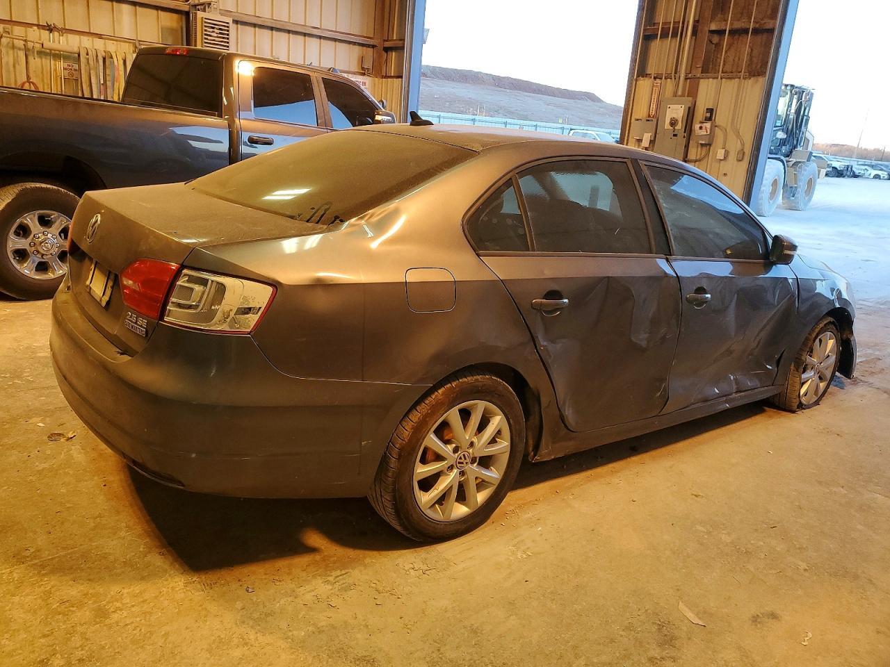 2012 VOLKSWAGEN JETTA
