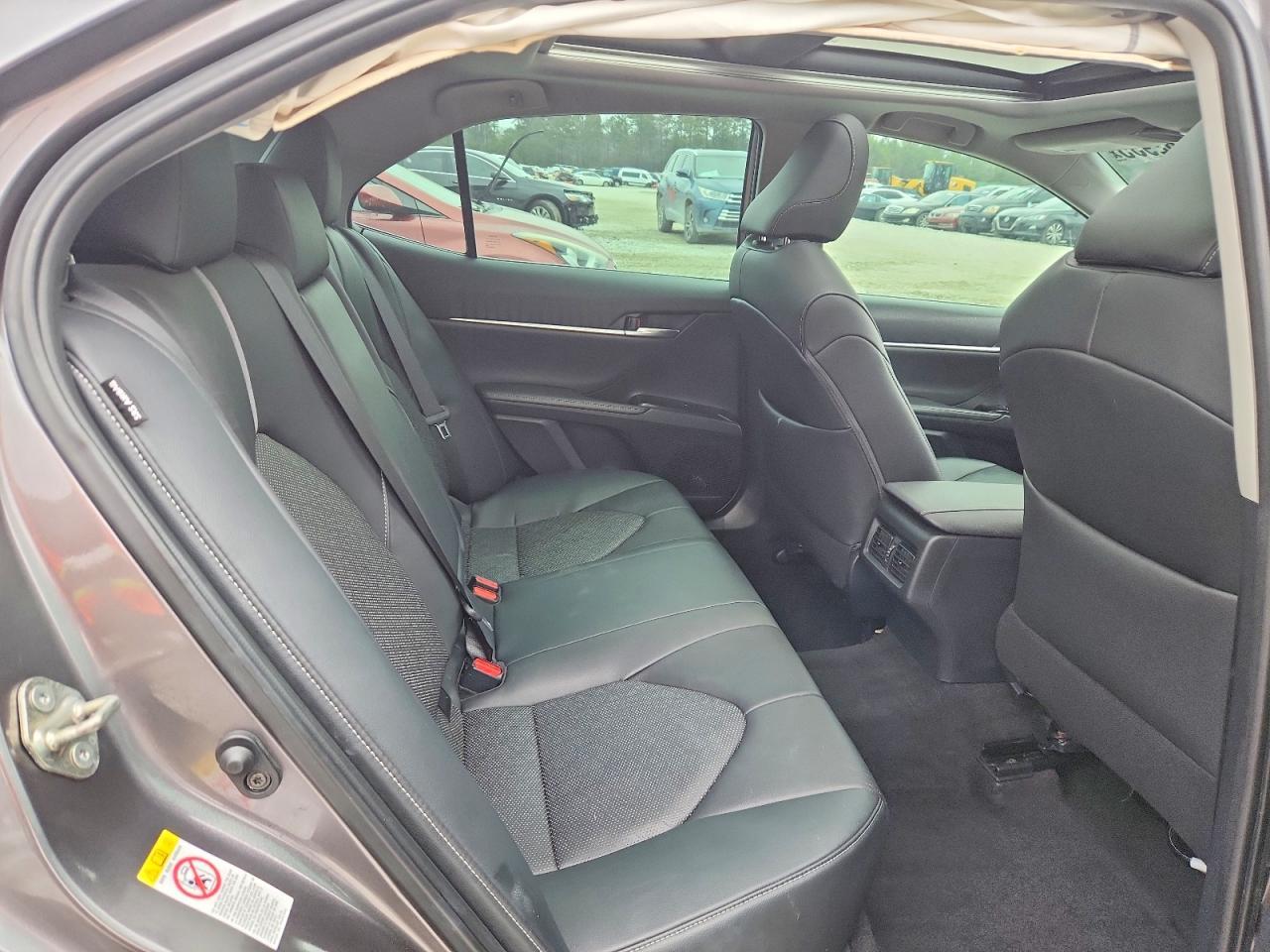2019 TOYOTA CAMRY