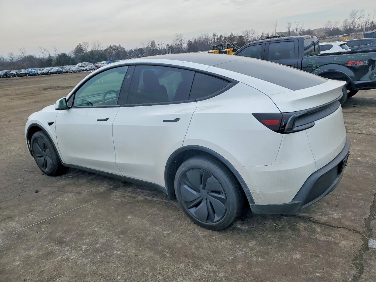 2026 TESLA MODEL Y