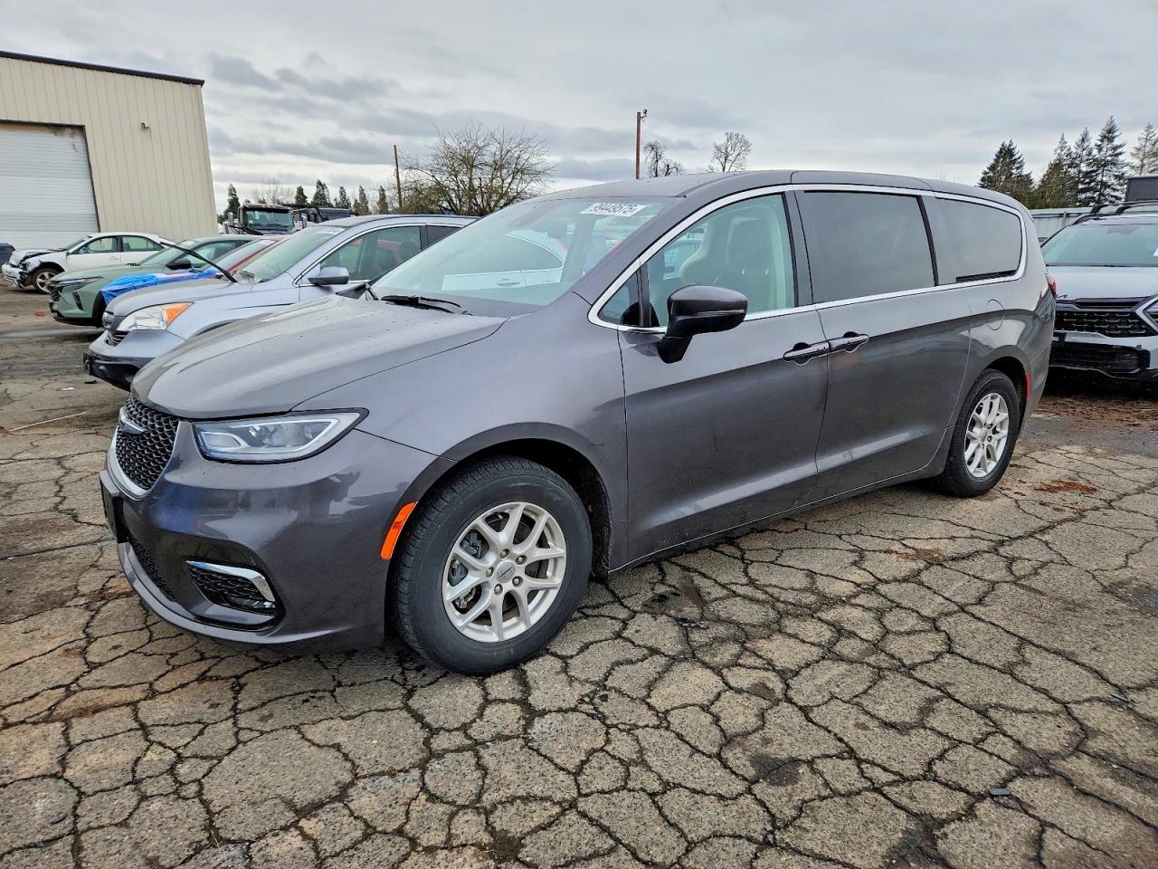 2023 CHRYSLER Pacifica