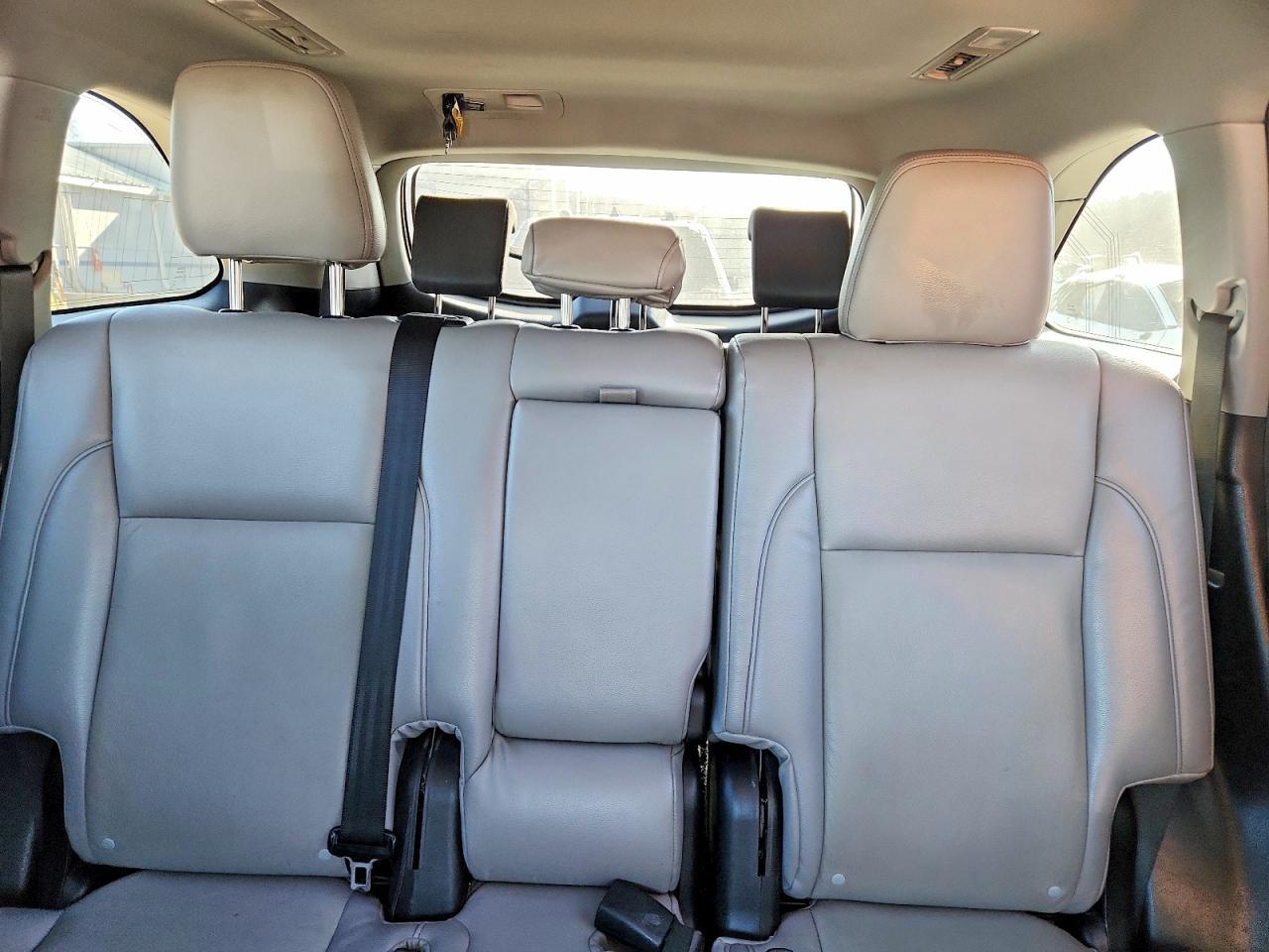 2015 TOYOTA HIGHLANDER