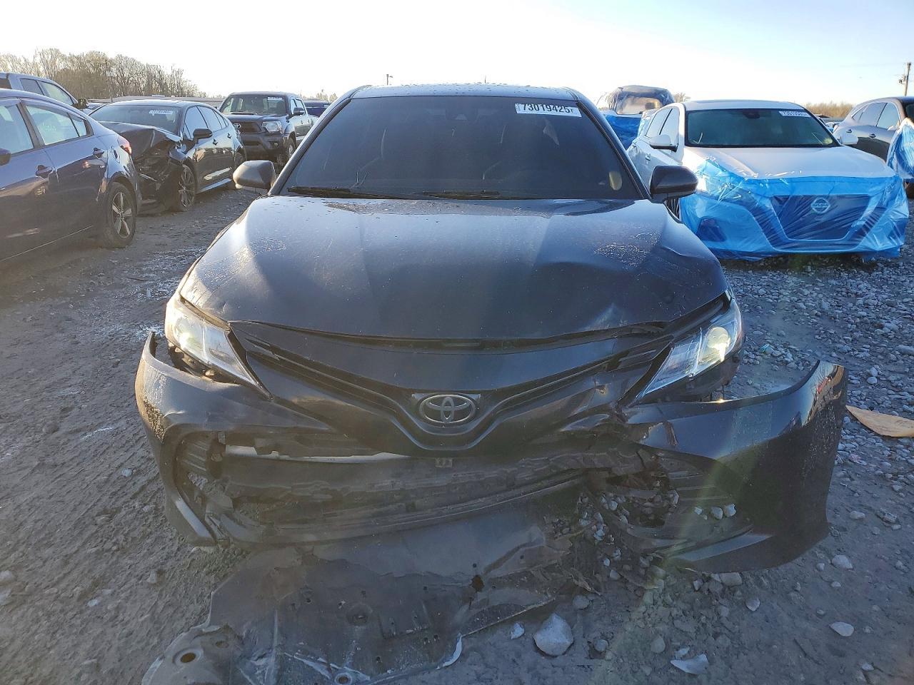 2018 TOYOTA CAMRY