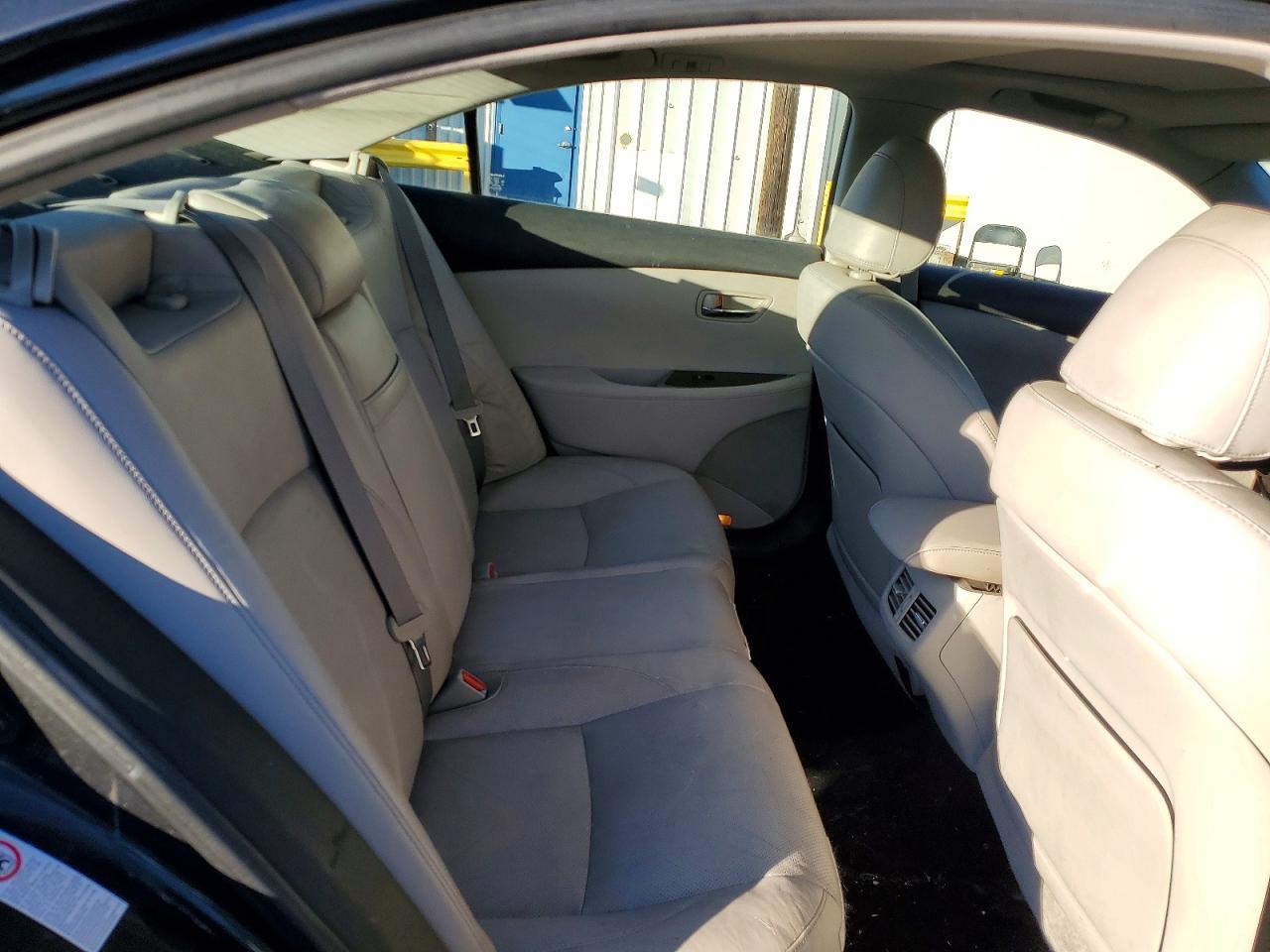 2011 LEXUS ES 350