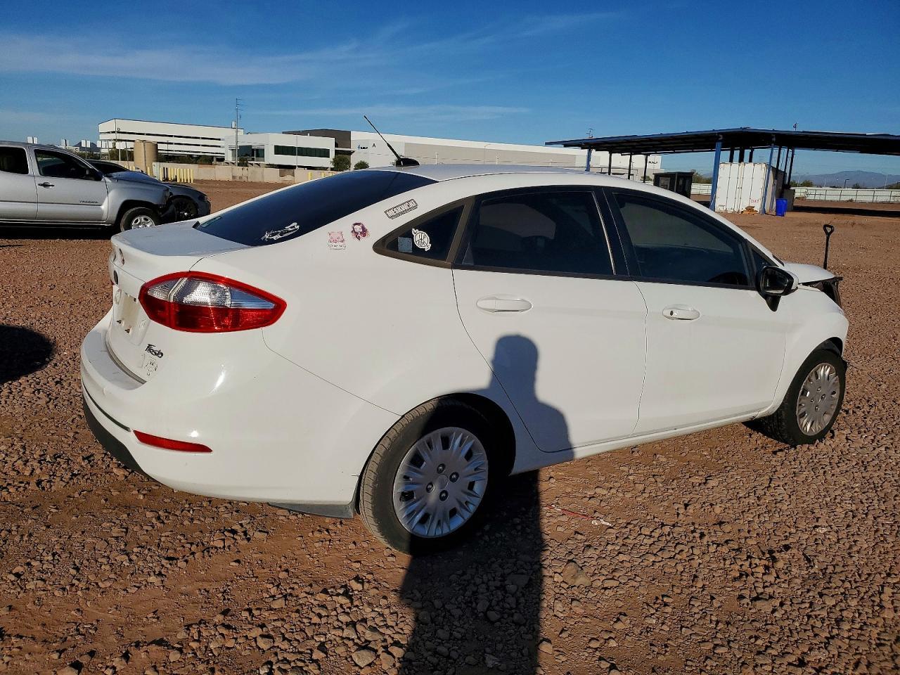 2014 FORD Fiesta