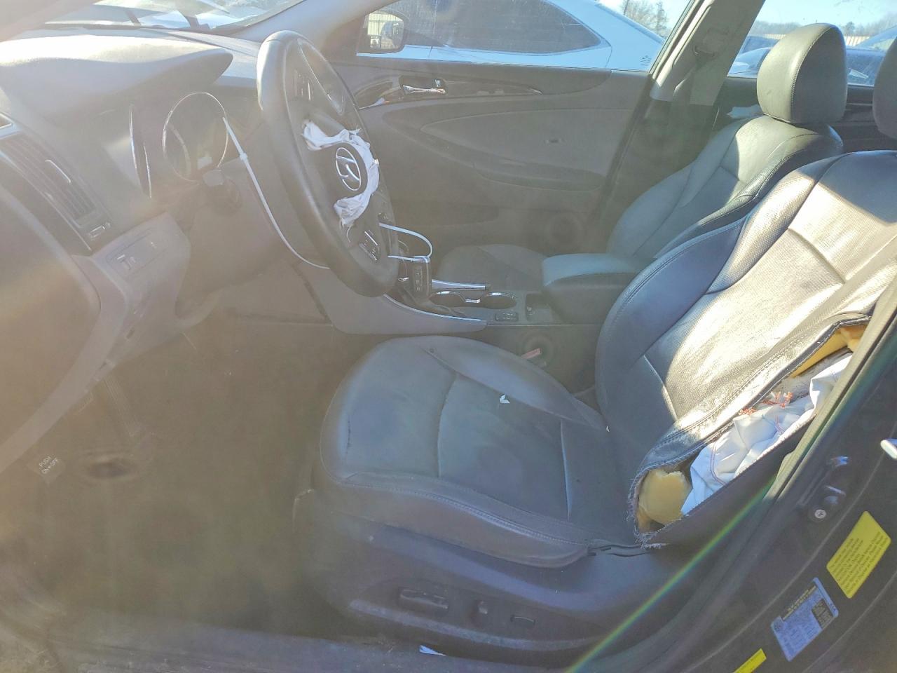 2011 HYUNDAI SONATA